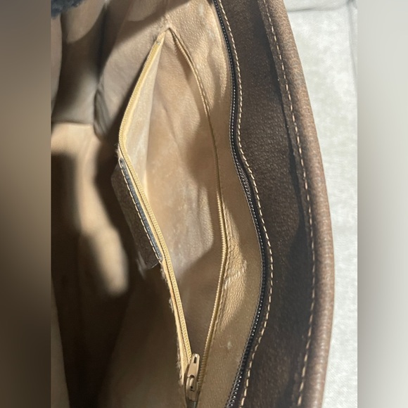 Gucci GG Supreme Monogram Web Tote - Picture 14 of 17